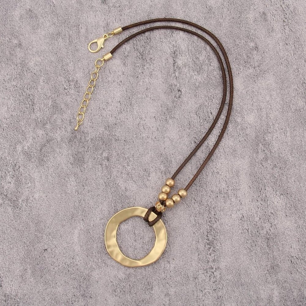 Bohemian Necklaces for Women Leather Necklace Wood Pendant Choker Long Brown Nec - Picture 5 of 9